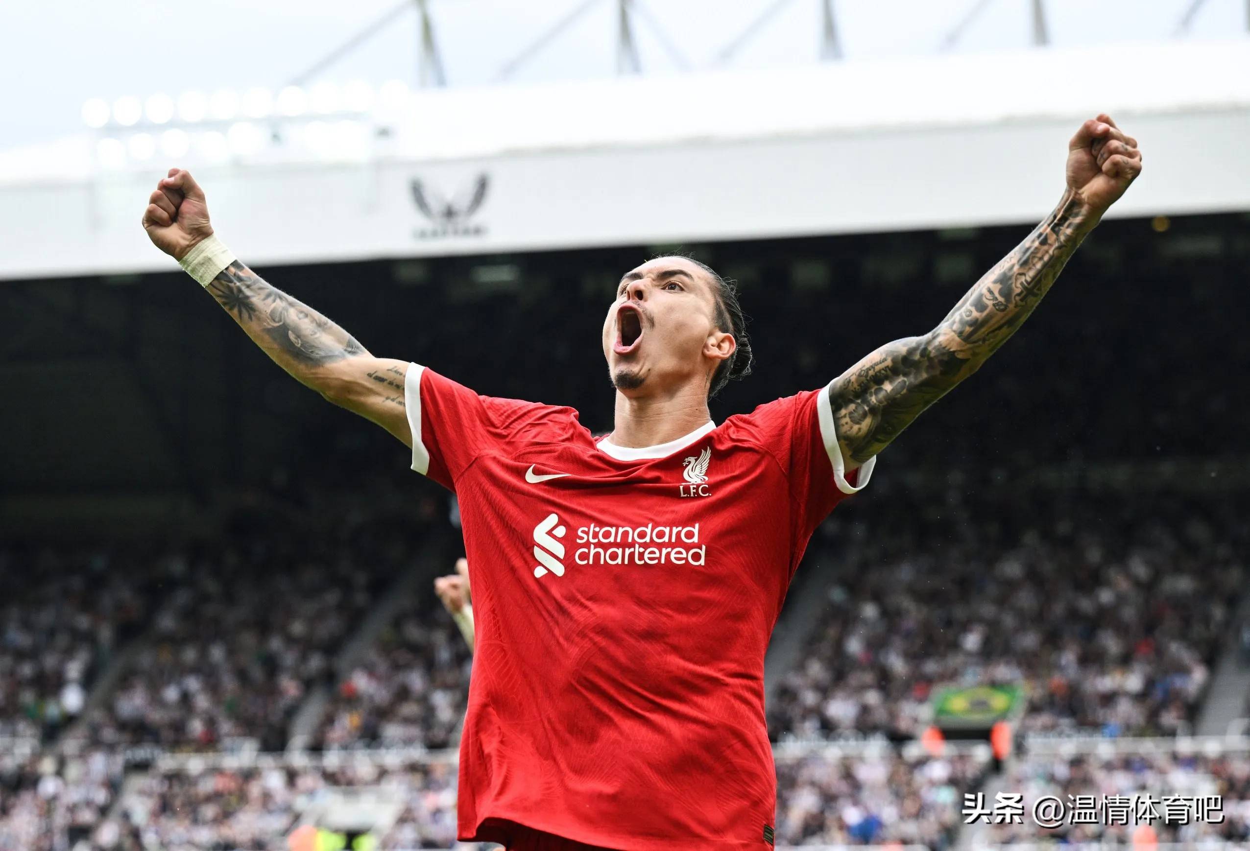 关于巴黎圣日耳曼轻取莱比锡，C罗补时绝平英超的信息