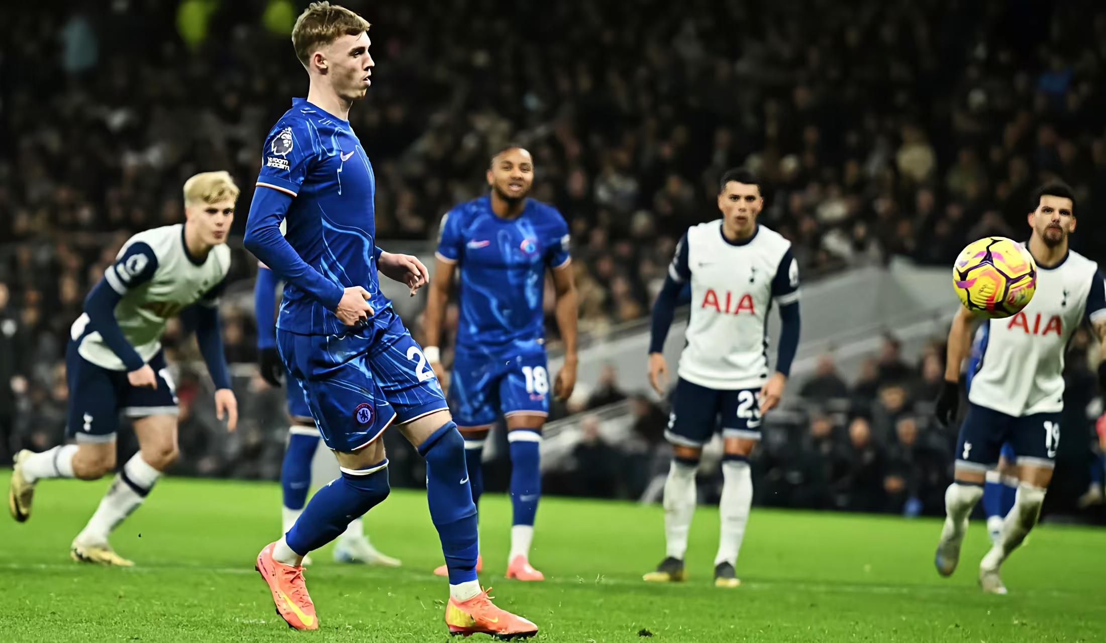 华体会-热刺客场力挫对手，主教练赞扬队员拼搏精神的简单介绍