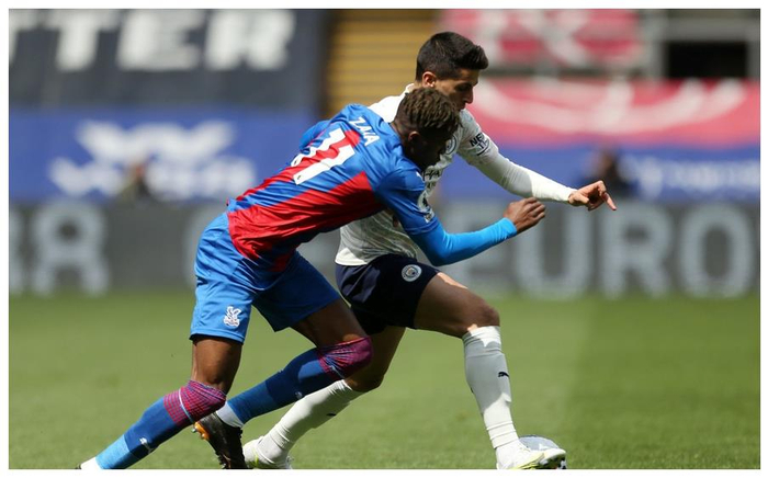 包含墨西哥强势AC米兰，阿奎罗送出助攻的词条