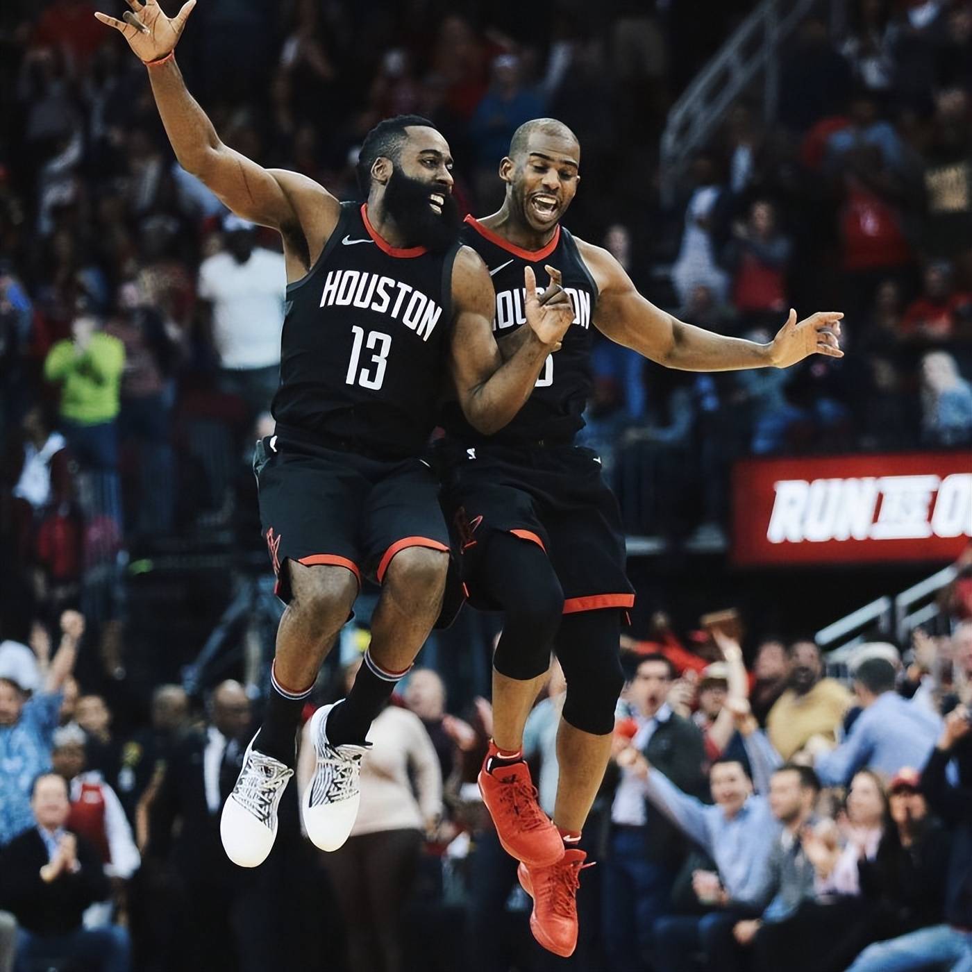 火箭客场击败灰熊，哈登状态飙升