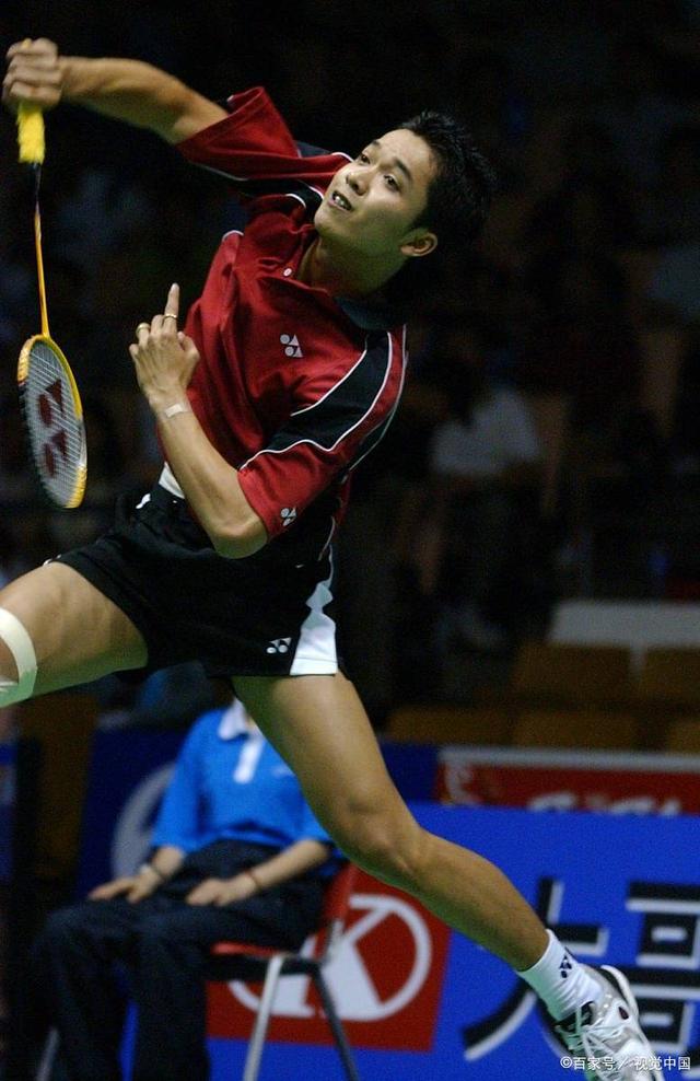 包含日本羽毛球队力克印度羽毛球队，陶菲克打破历史纪录的词条