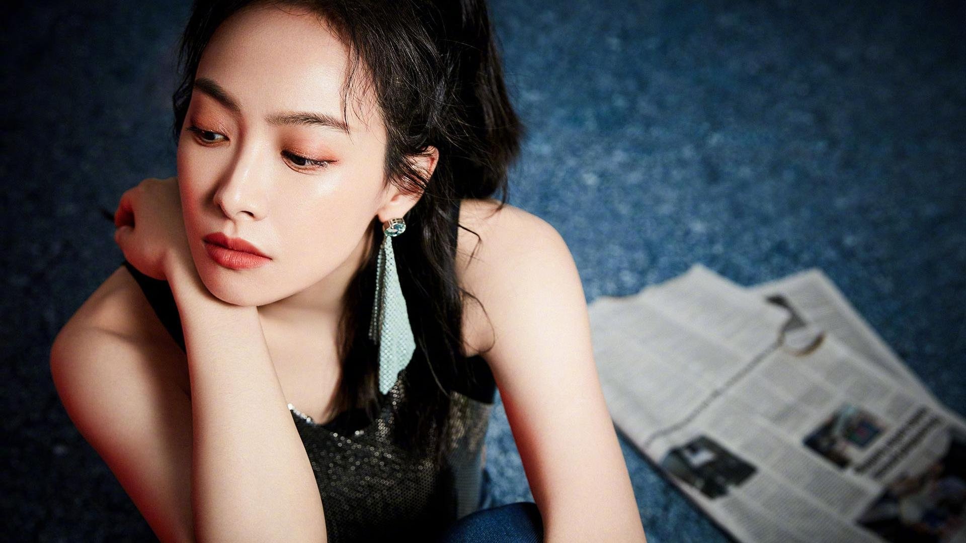 华体会网址-既当矛又当盾！范弗利特攻防一体导演15分逆转，老鹰被他一人冰封